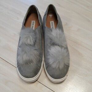Steve Madden  slip on shoes sz 10